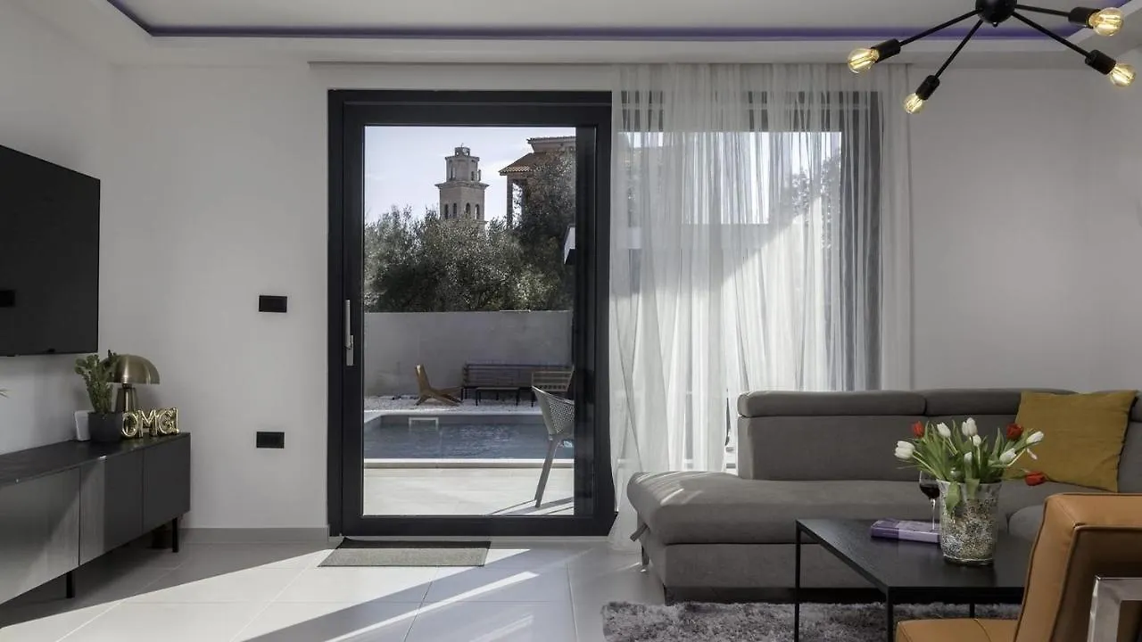 Villa M Premantura